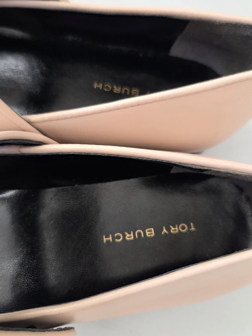 Tory Burch Cap-Toe Mary Jane Flats Shoes Size 6.5
